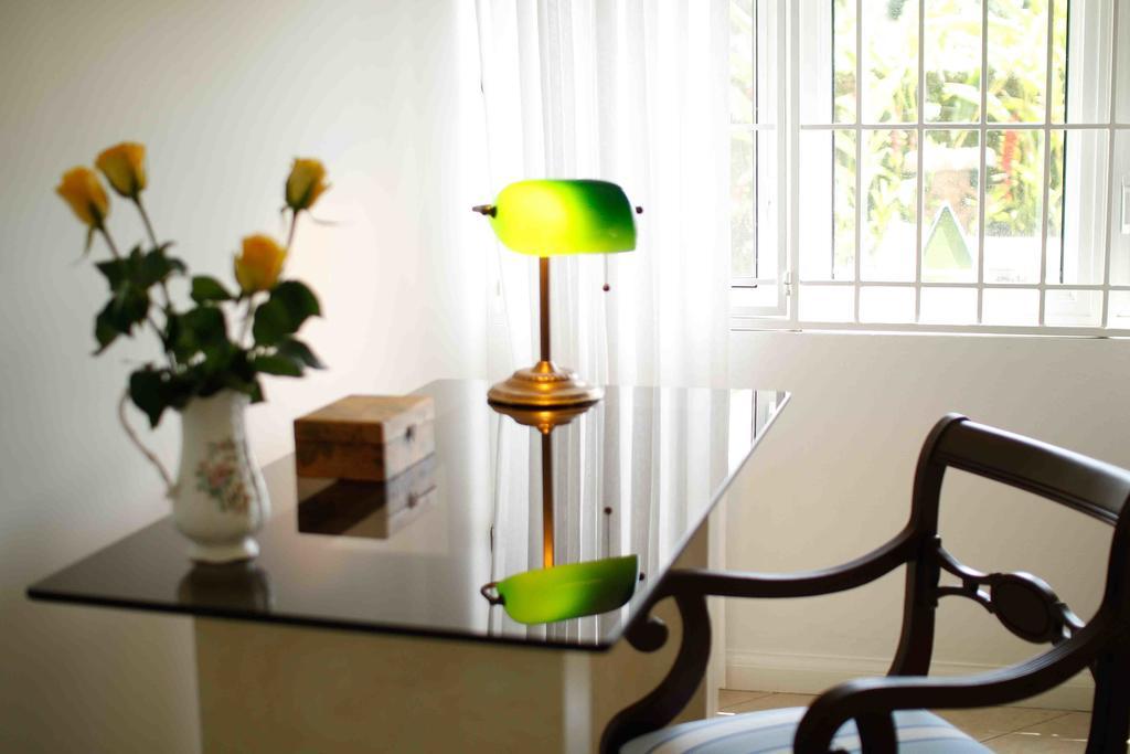 Cattleya Luxury Suites Kingston Room photo